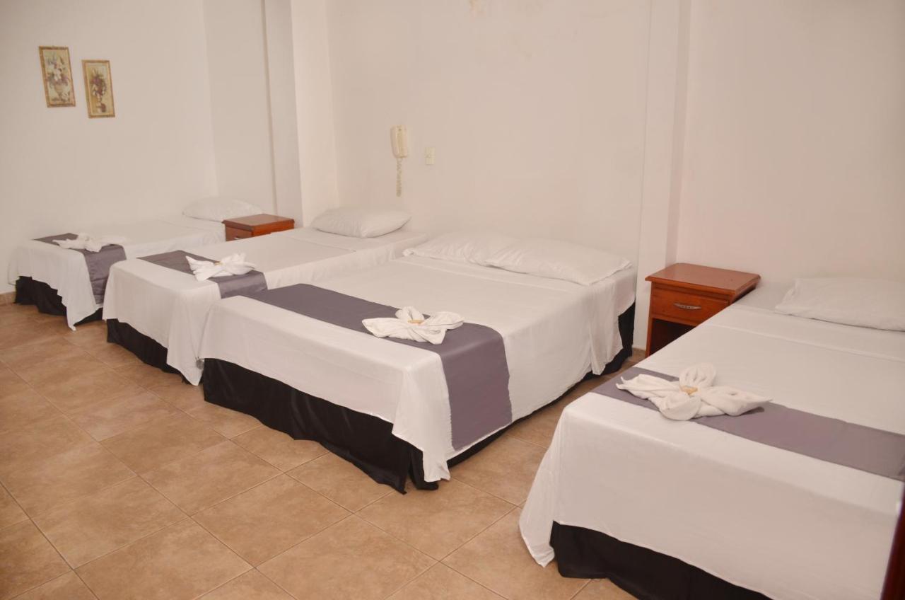 Hotel Plaza Ventura バランキージャ エクステリア 写真