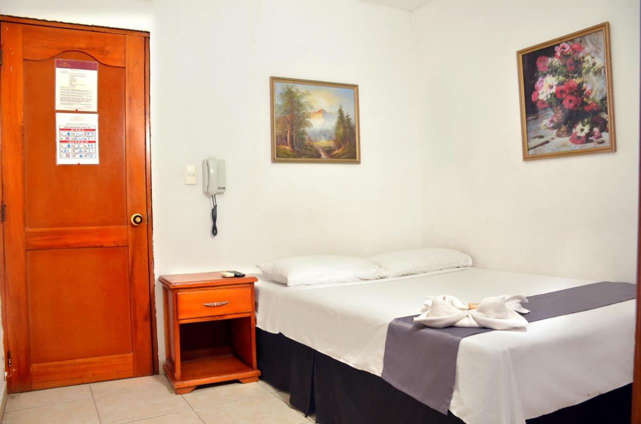 Hotel Plaza Ventura バランキージャ エクステリア 写真