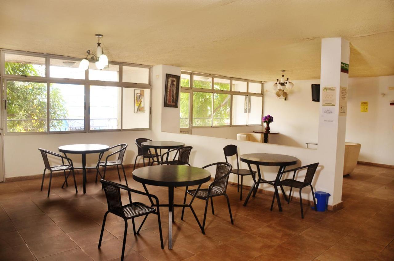 Hotel Plaza Ventura バランキージャ エクステリア 写真