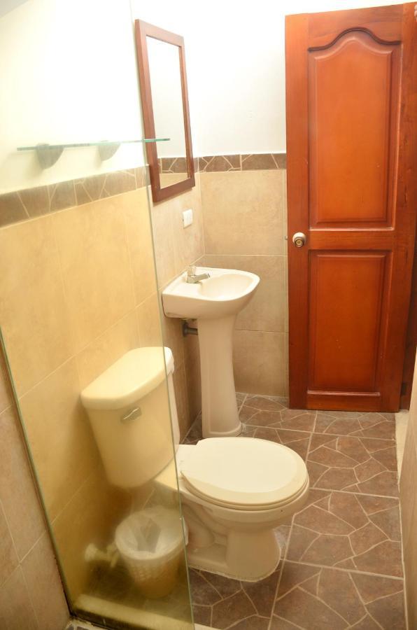 Hotel Plaza Ventura バランキージャ エクステリア 写真